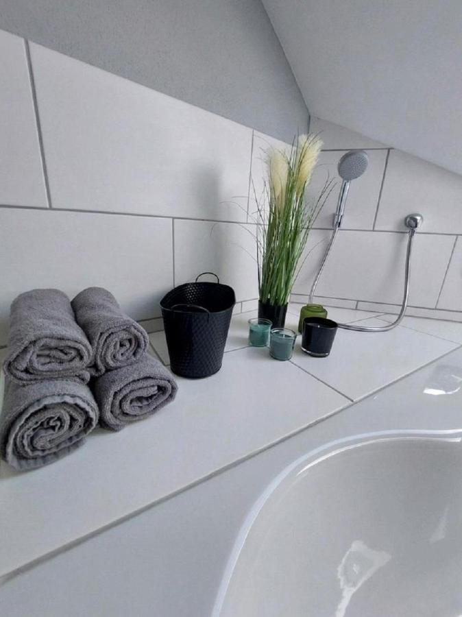 Ferienwohnung Uljana Schweich Exterior foto